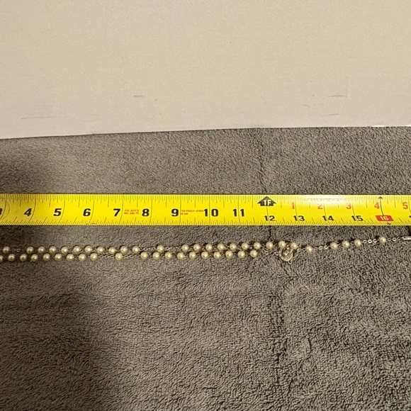 Vtg Catholic 18” Rosary Art Nouveau Faux Pearl Beads White Madonna & Child ITALY - Picture 6 of 7